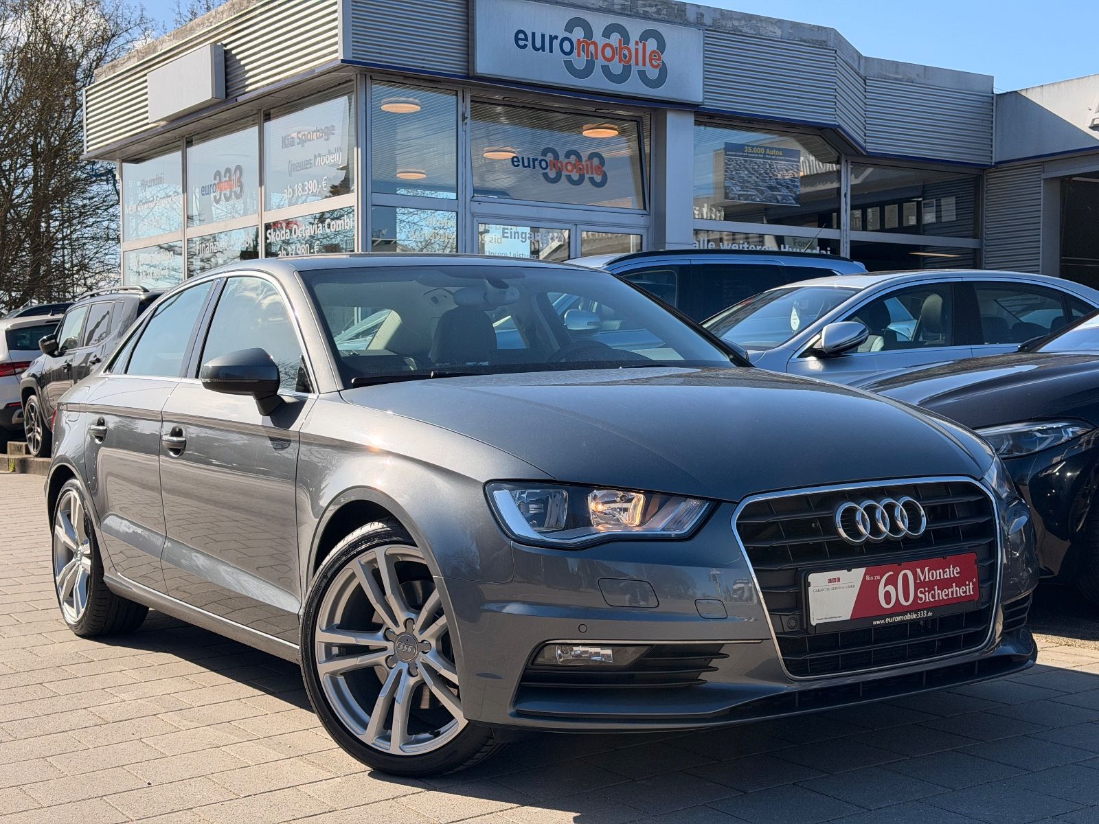 Audi A3Limousine*Sitzheiz*Parkass.*BT*Teilleder*