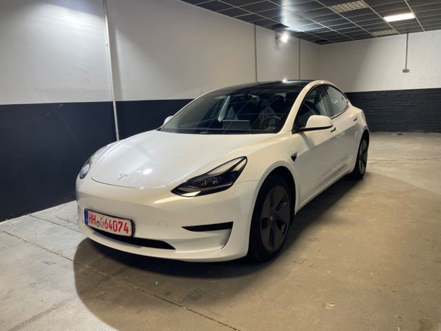 Tesla Model 3 Basis RWD