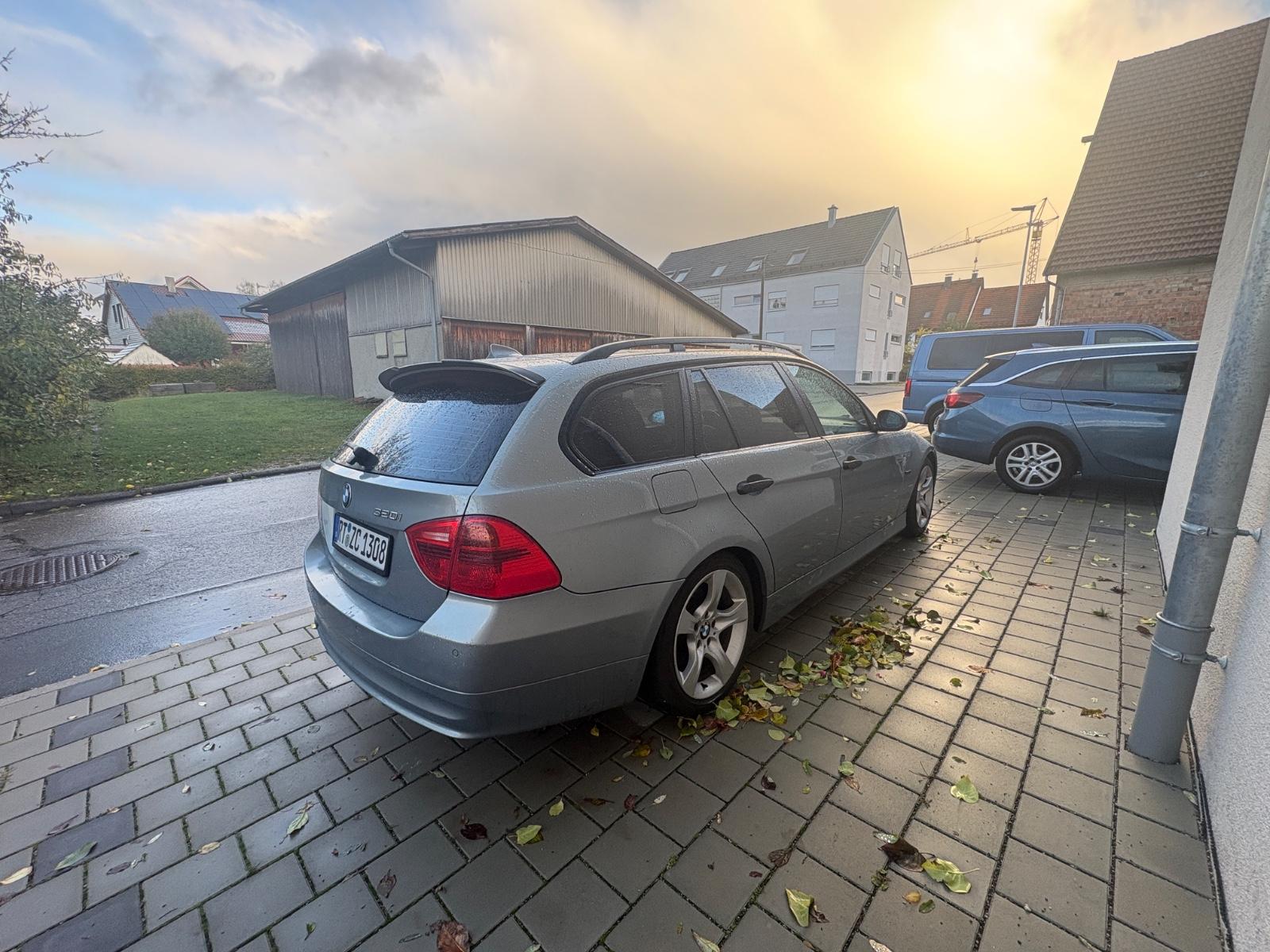 BMW 320