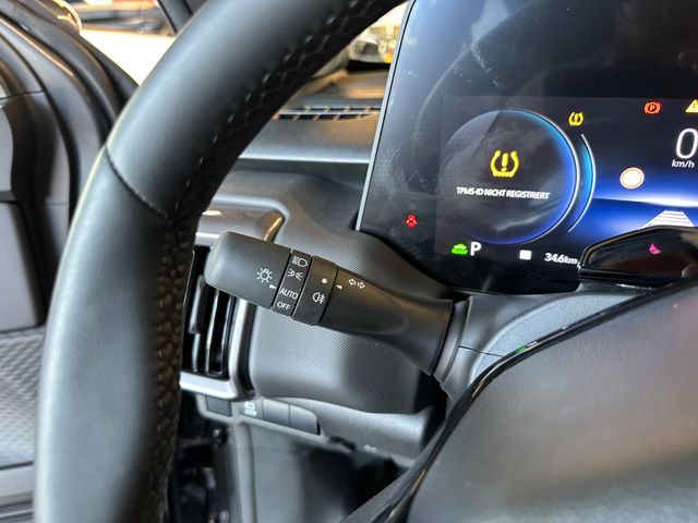 Toyota Urban Cruiser FWD Lounge 61 kWh *PANO*JBL*