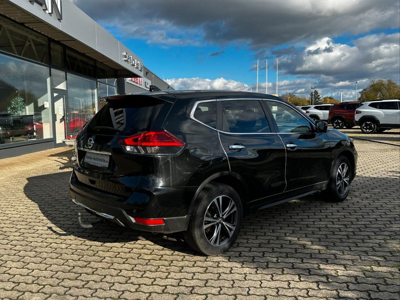 Fahrzeugabbildung Nissan X-Trail N-Way 4x4 AHK abnehmbar