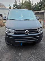 Volkswagen T5 Caravelle  - schwarze Volkswagen T5 Caravelle