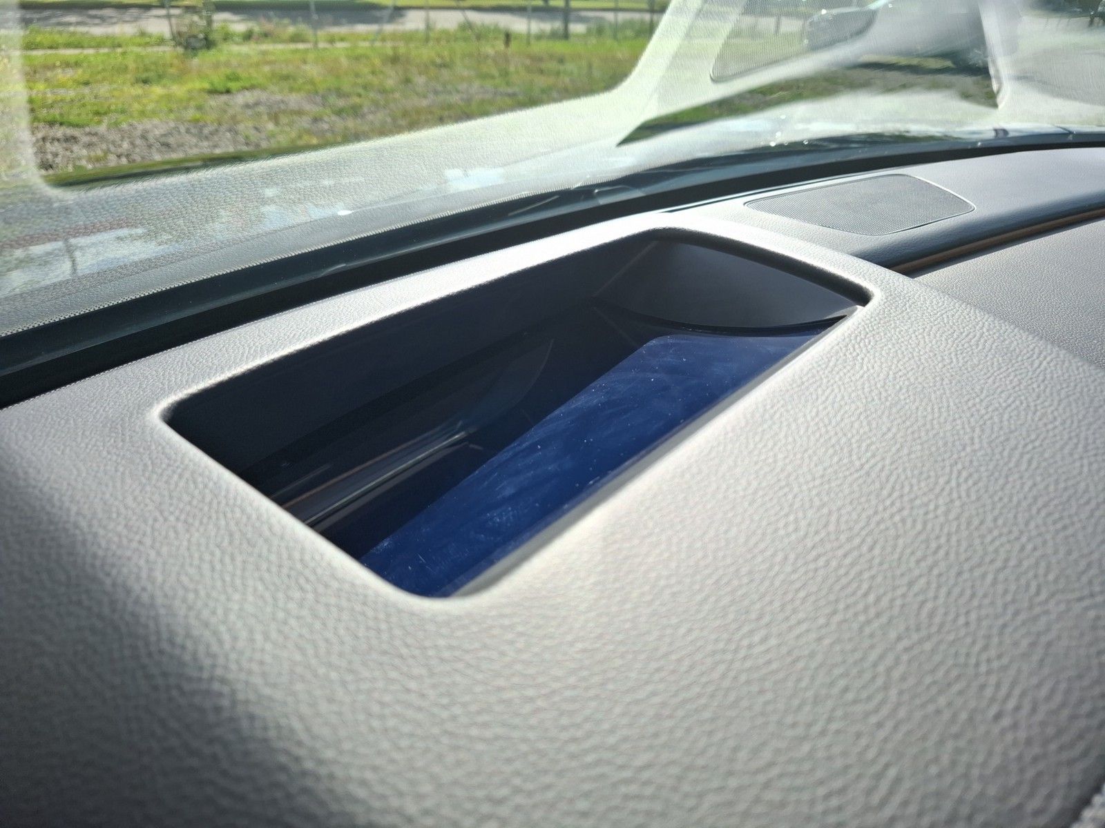MAZDA 6e EV 258ps 1AT RWD Takumi Plus - Image 22