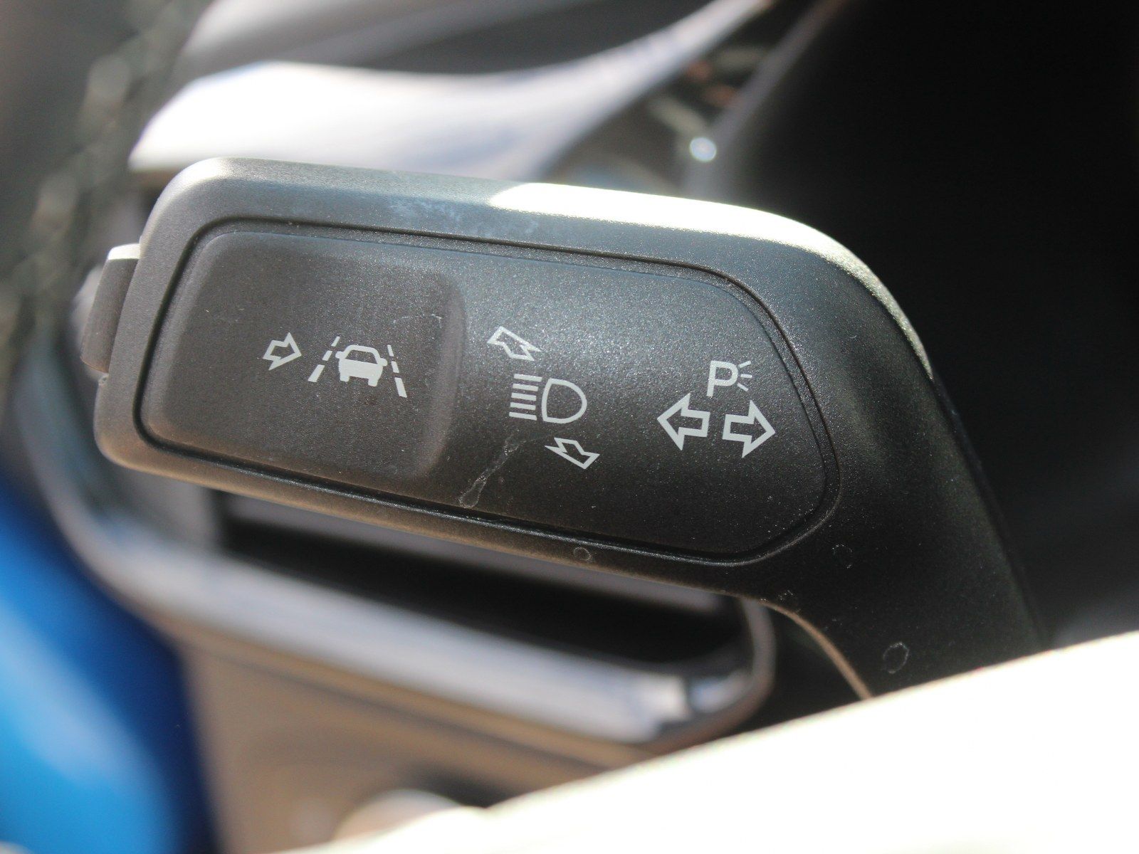 Fahrzeugabbildung Ford Fiesta Cool & Connect 1,0 EcoBoost Start/Stopp