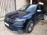 Volkswagen Tiguan Allspace,7 Sitze,alle Extras,Panoramadach