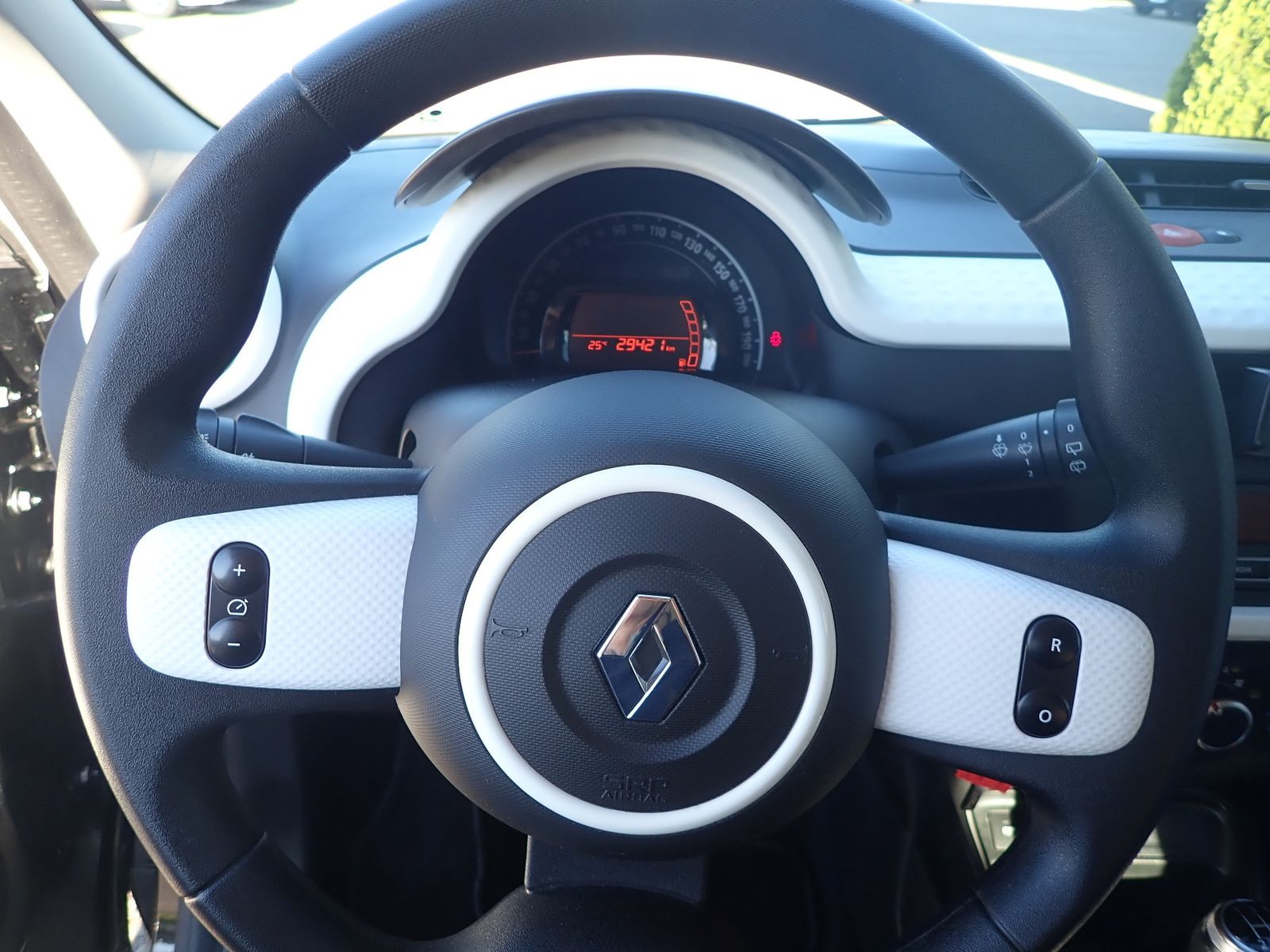 Fahrzeugabbildung Renault Twingo Limited SCe 75
