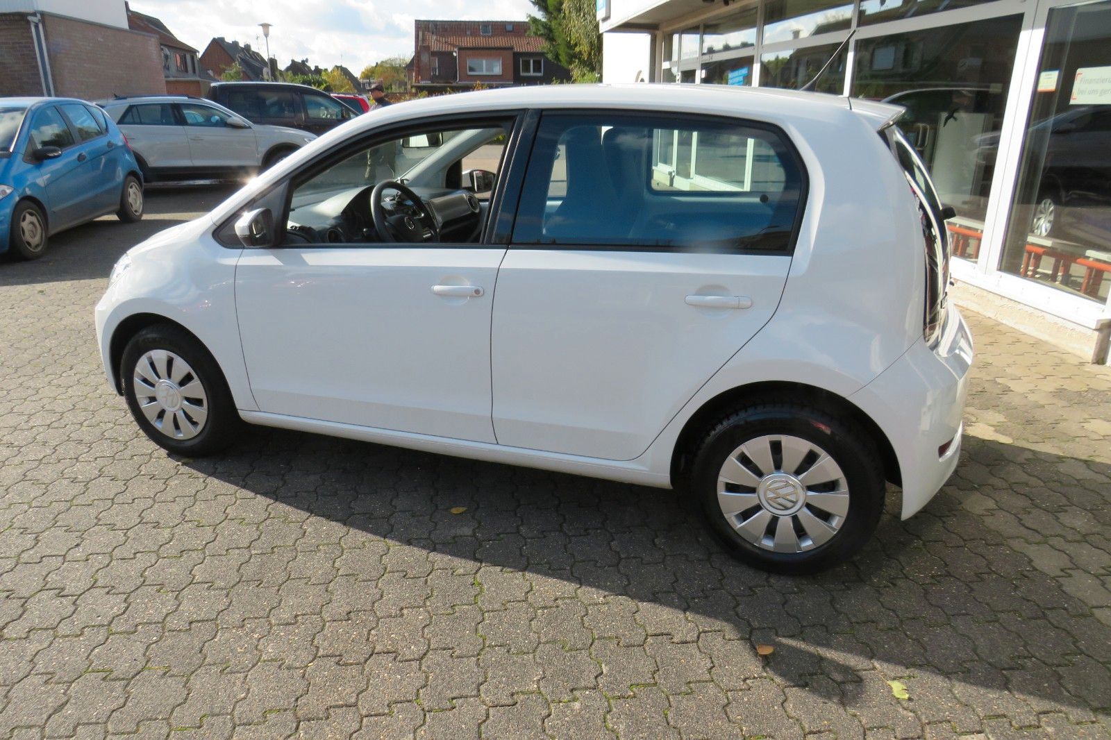Fahrzeugabbildung Volkswagen up! GRA KLIMA PDC NOTBREMS APP-CONNECT 1.HD