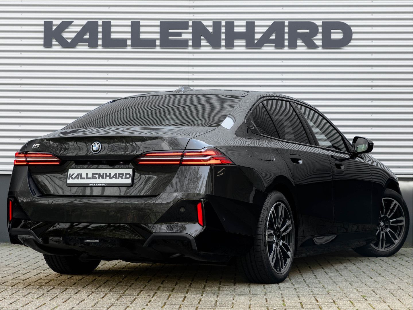 BMW i5 eDrive40 - M-Sport - Active Tempomat - Harman imagem 2