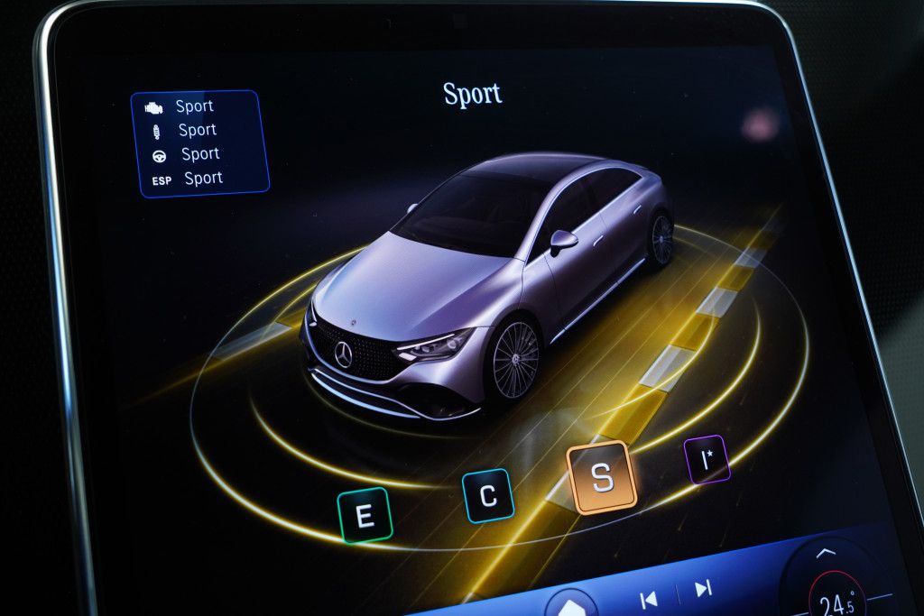 Mercedes Benz Eqe