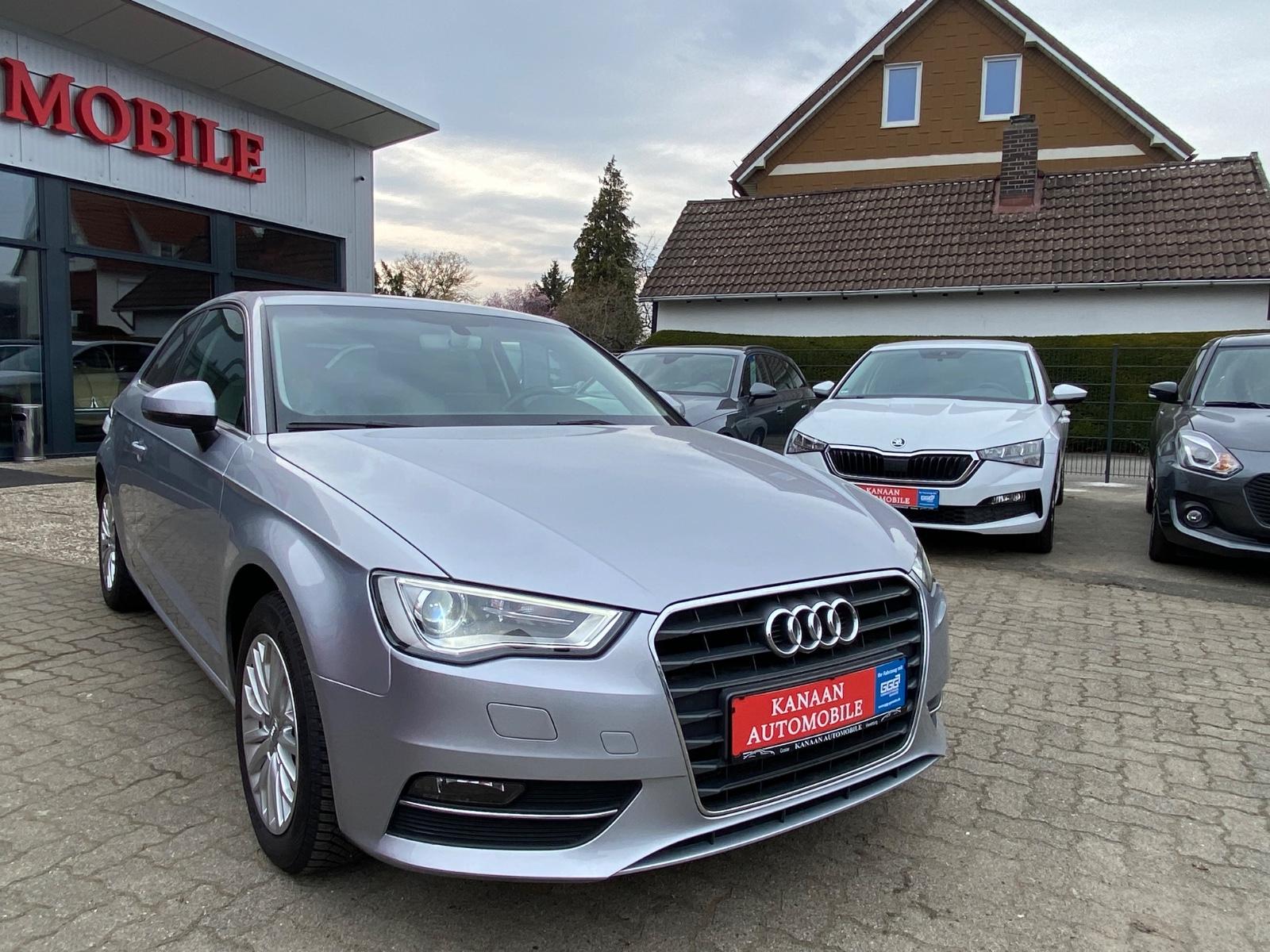 Audi A3 ambiente 1.4 TFSI / S-tronic/NAVI / Bi Xenon/