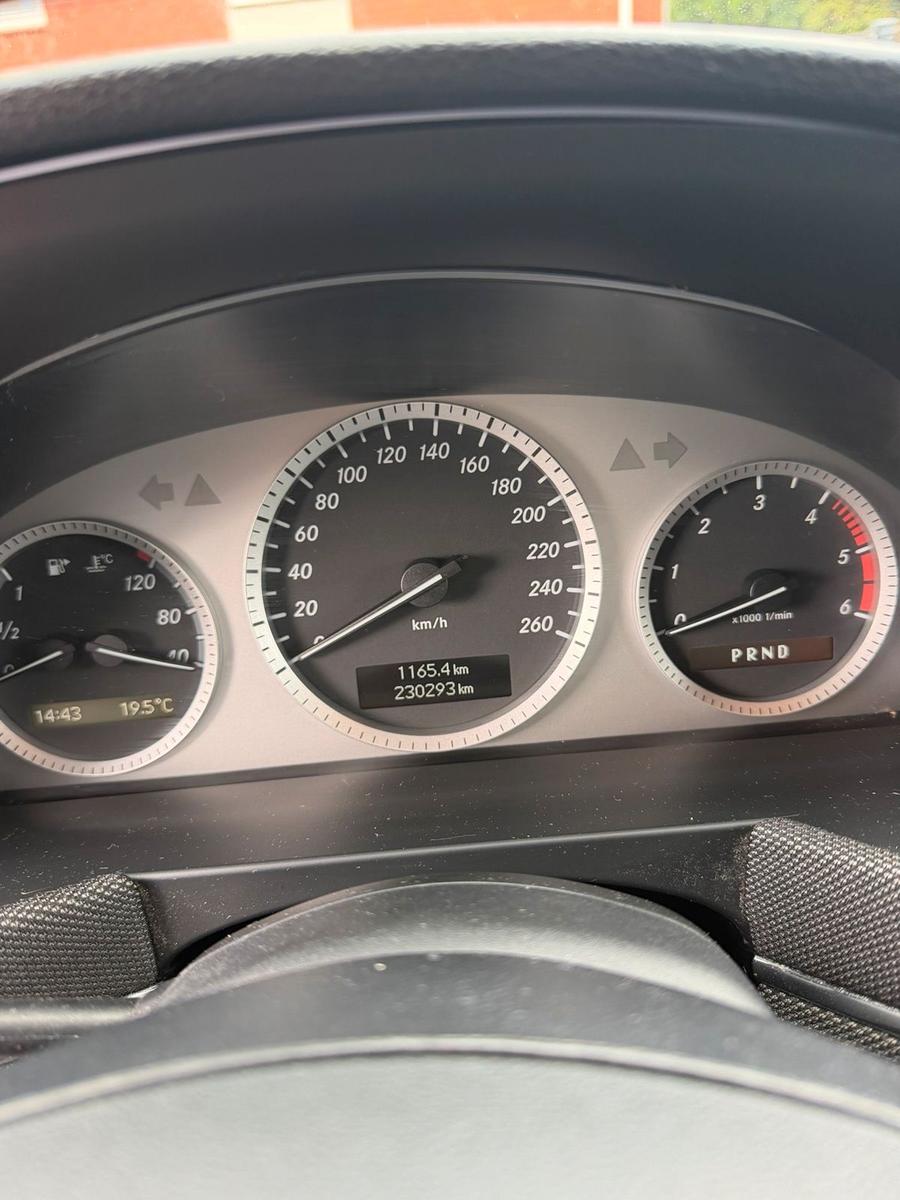 Mercedes-Benz GLK220 2009 — photo 7