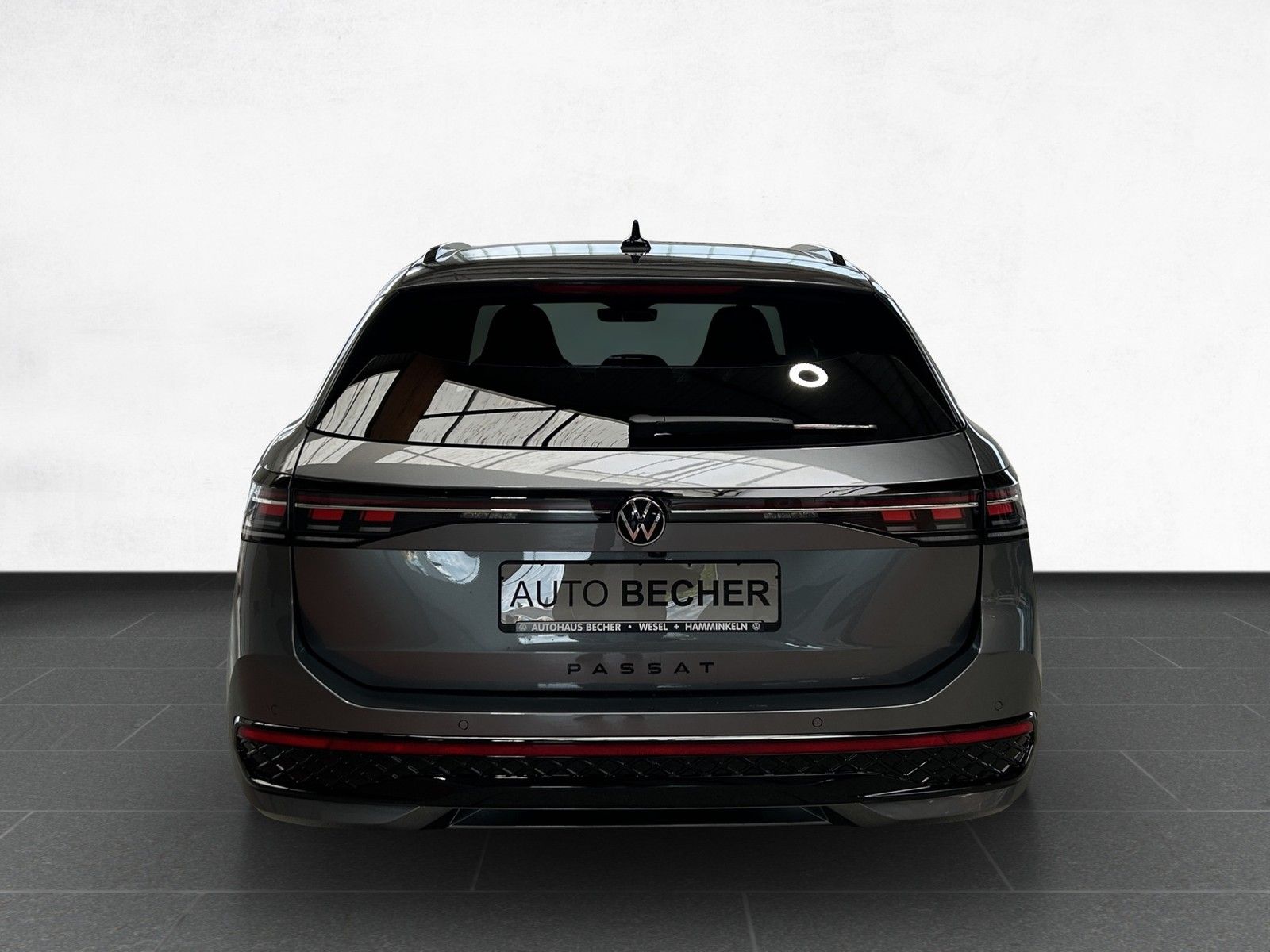 Volkswagen Passat Variant R Line 2.0 TDI DSG AHK LED Navi foto 5