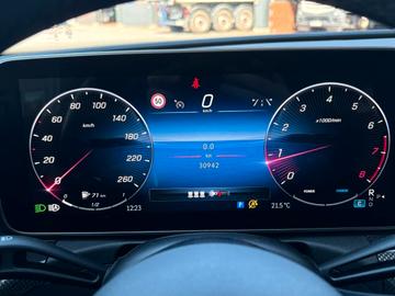 2023 Mercedes-BENZ C 180 — миниатюра 15