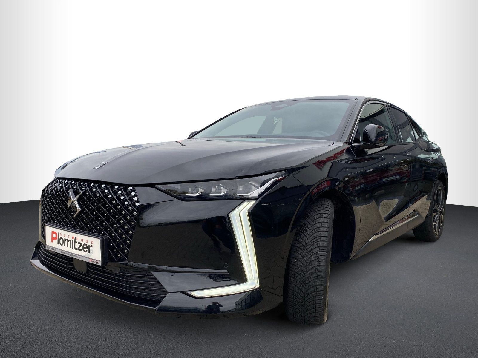 Fahrzeugabbildung DS Automobiles DS4