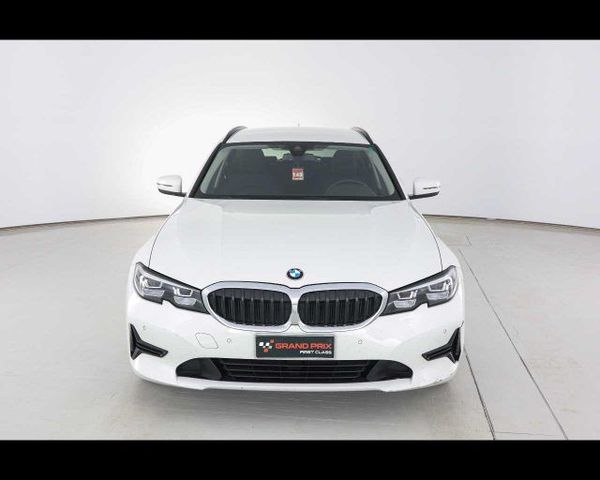 BMW 318 d 48V Touring Business Advantage