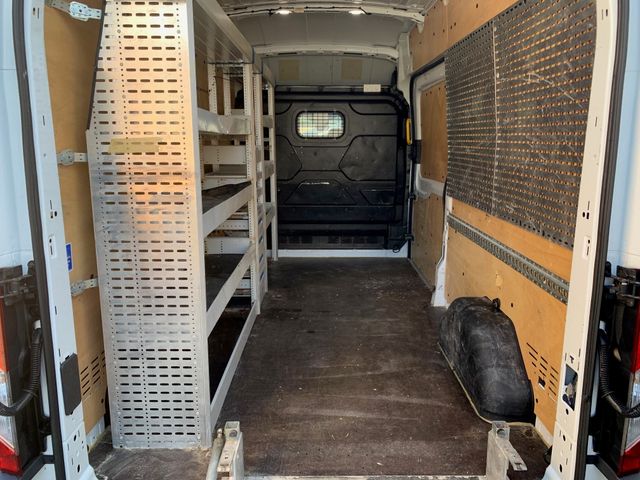 Fahrzeugabbildung Ford Transit 350 L3H3+AHK+Auffahrrampe+Tempomat+Klima