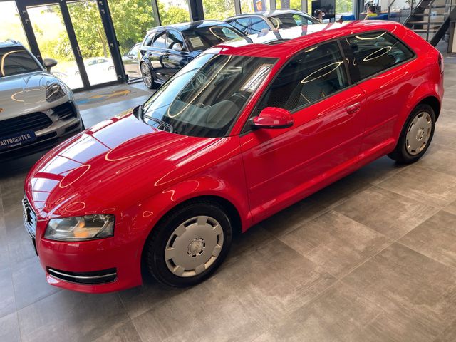Audi A3 2.0 TDI Attraction*TÜV1226*Klima*Schiebedach