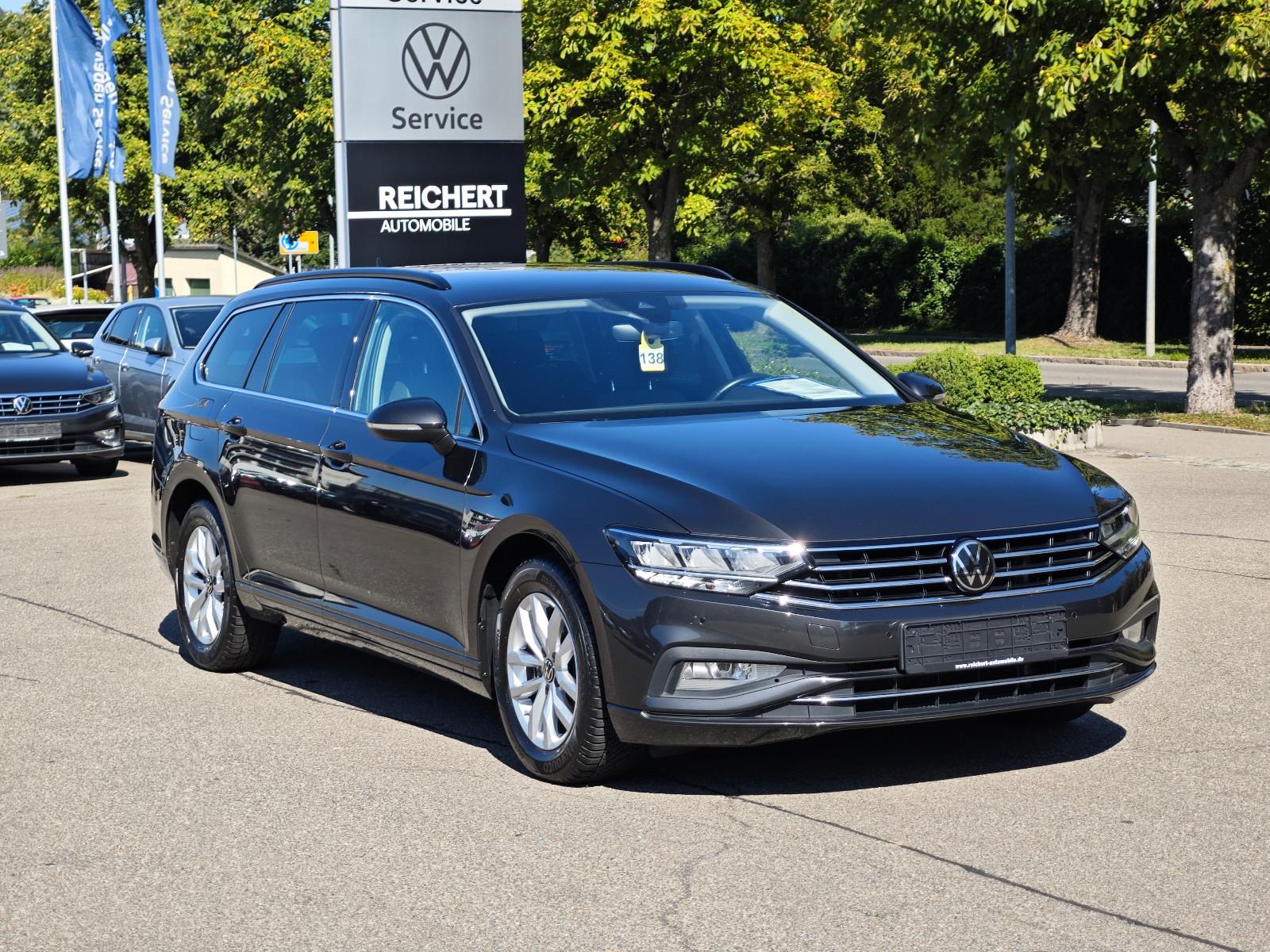 Volkswagen Passat Variant Business 150PS DSG #ACC #AHK #LED