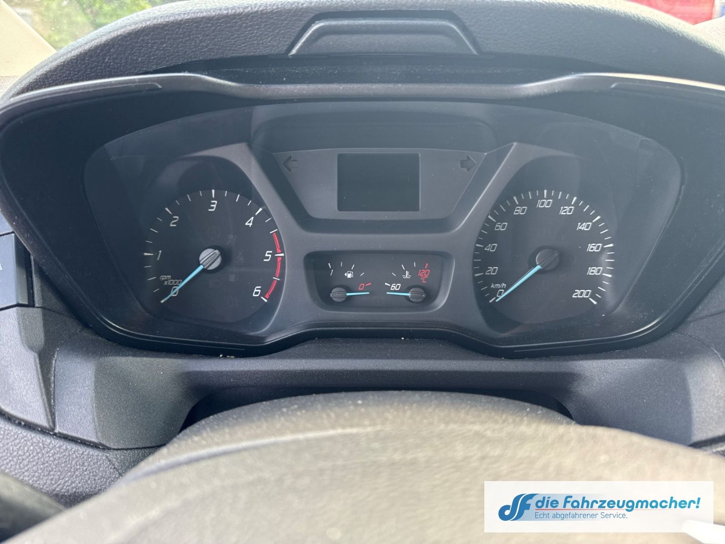 Fahrzeugabbildung Ford Transit Kombi 350 L3 Trend 2.0 TDCi *MOTORSCHADE