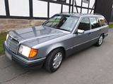 Mercedes-Benz Mercedes W124 S124 320 Sportline perlmuttgrau - Mercedes-Benz 320 aus 1993