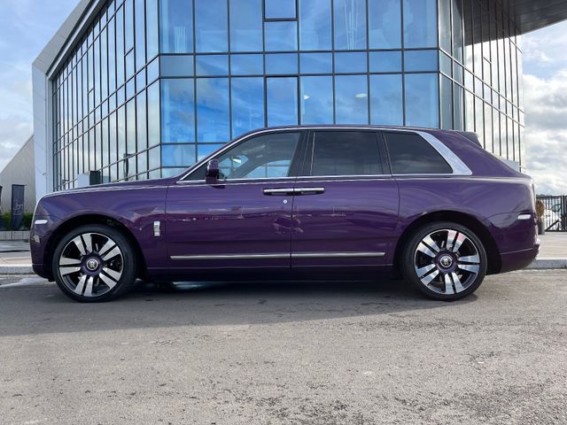 Rolls-Royce Cullinan -