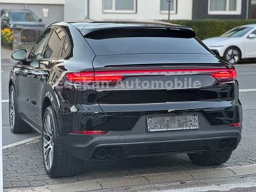 Porsche Cayenne - 9