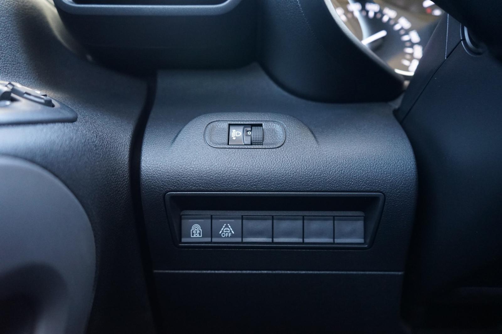 Toyota Proace City Verso 1.2 L1 Navi ACC Kamera DAB PDC