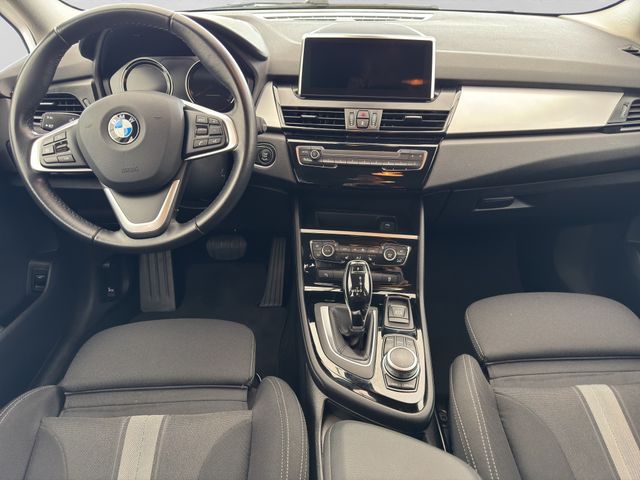 Fahrzeugabbildung BMW 218d Gran Tourer 7-Sitzer+LED+Kamera+Sports.+AHK