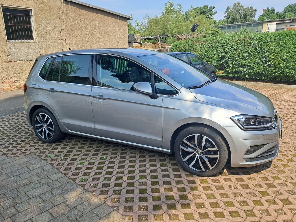 Image of Volkswagen Golf Sportsvan