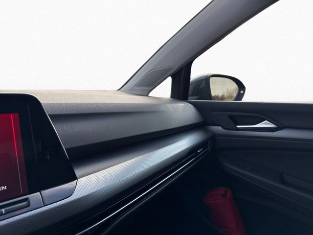 Golf VIII 2.0 TDI DSG ACTIVE IQ.LIGHT+AHK+ACC+HU