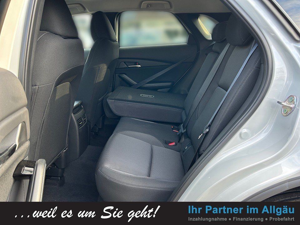Fahrzeugabbildung Mazda CX-30 SKYG 140PS EXCLUSIVE NAVI+BOSE+CARPLAY+SHZ