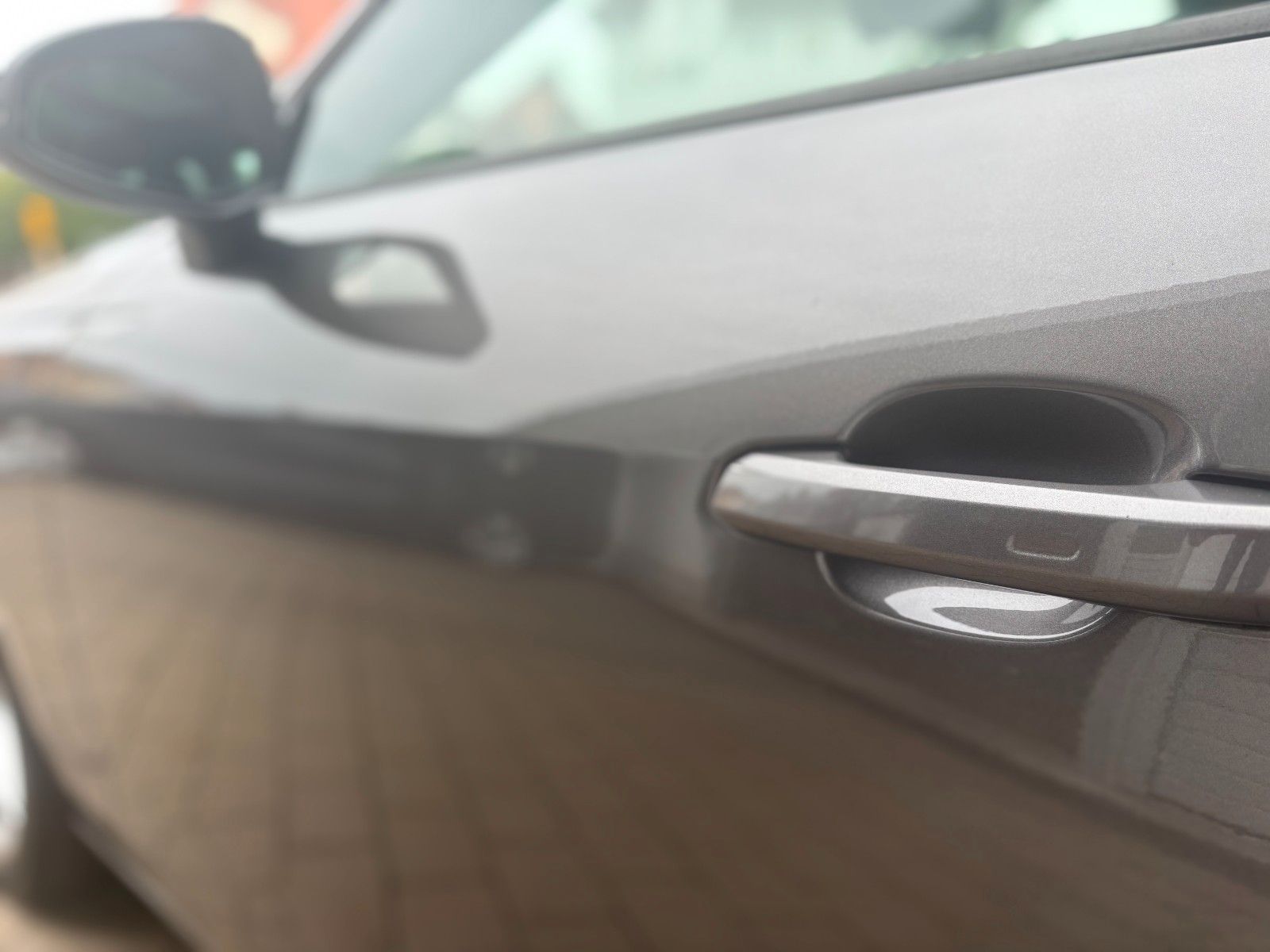 Fahrzeugabbildung Audi A4 Avant 40 TFSI quattro basis