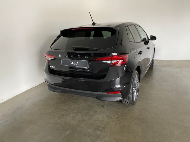Fabia Tour 1.0 TSI LED+KAMERA+SHZ