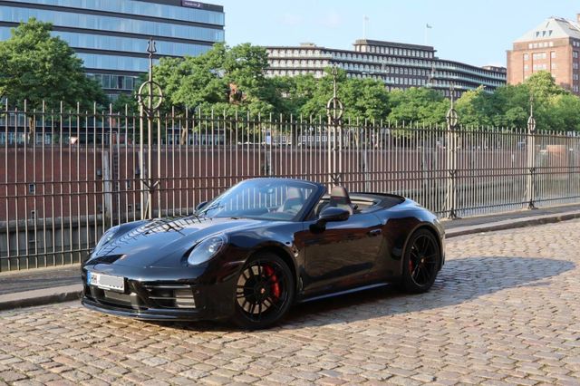 PORSCHE 992 Carrera 4 GTS Cabrio Voll Voll Voll