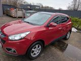 Hyundai ix35 2.0 Premium 4WD - rote Hyundai ix35