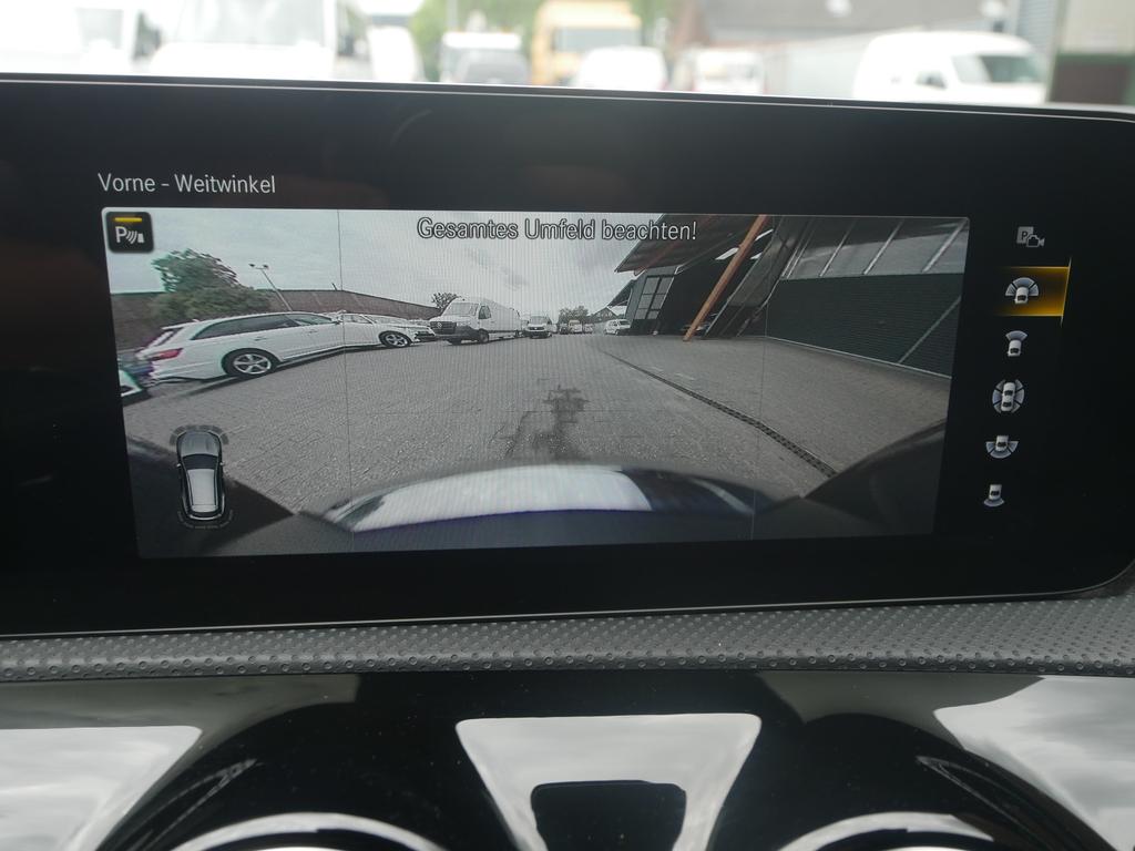 Mercedes-Benz CLA 45 AMG Shooting Brake