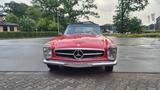 Mercedes-Benz SL 230