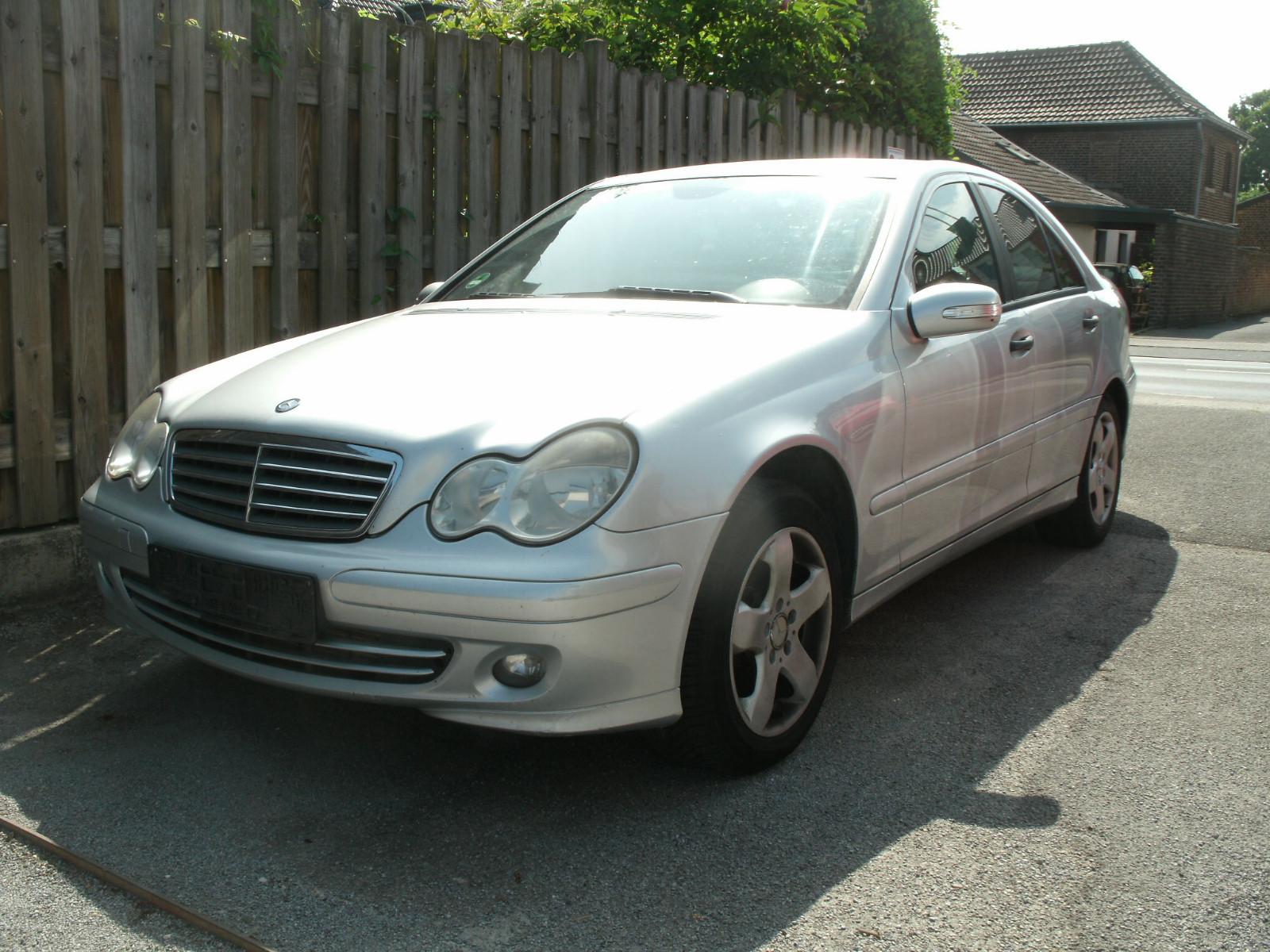 Mercedes-Benz C 200