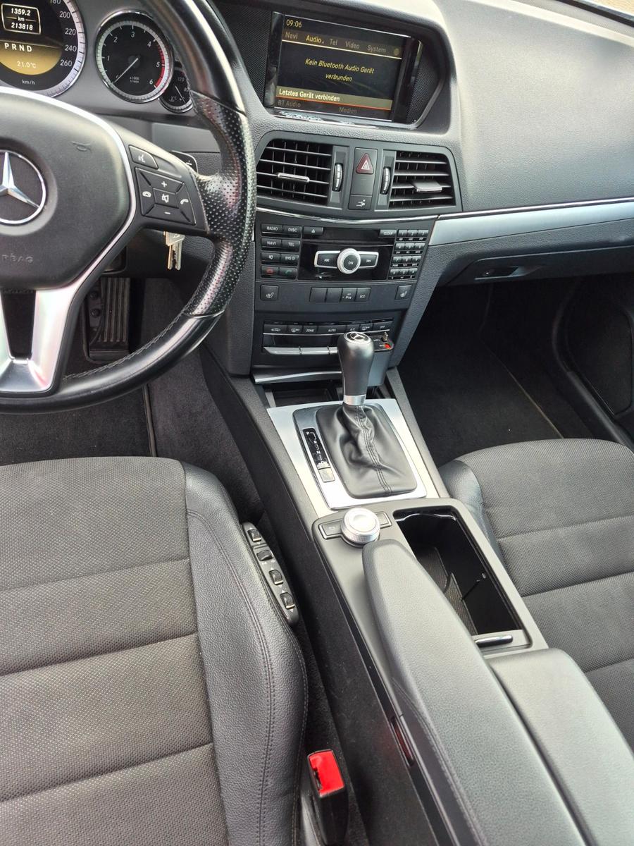 Mercedes-Benz E 220 Coupé E 220 CDI BlueEFFICIENCY ELEGANC...