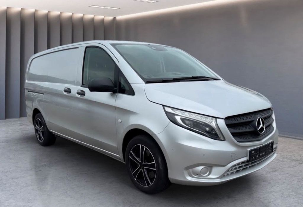 Image of Mercedes-Benz Vito