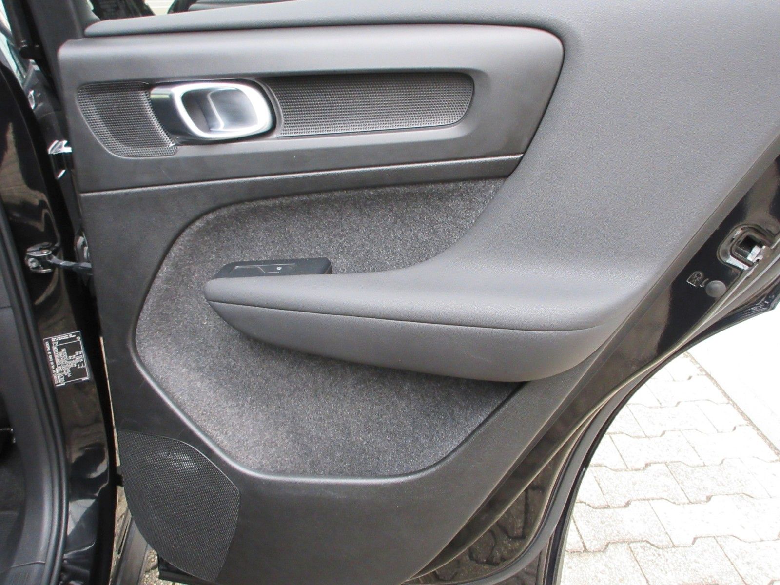 Fahrzeugabbildung Volvo C40 Ultimate Recharge Pure Electric AWD