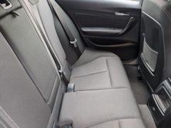 BMW 118 i Sport Line Automatik~Kat Deffekt