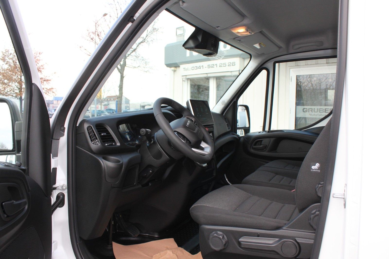 Fahrzeugabbildung Iveco Daily 35S16A8 V MY24  Radstand 3520L