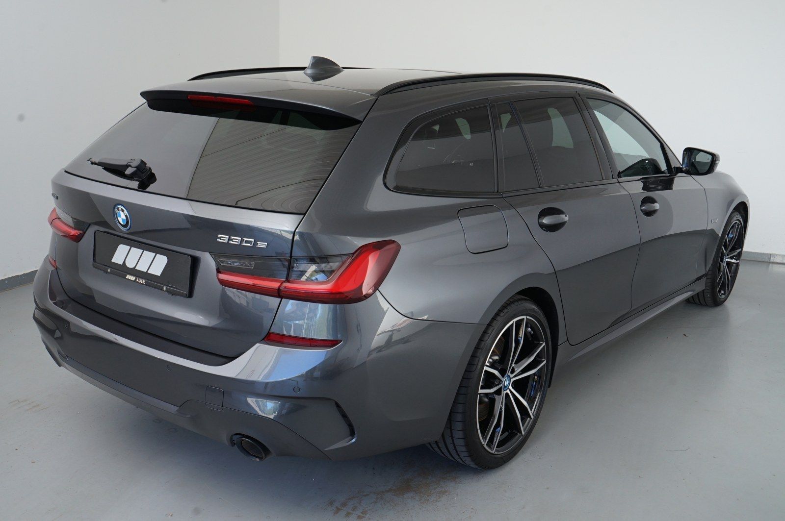 BMW 330e xDrive Touring (Navi Pano HUD Leder WLAN) imagem 3