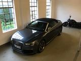 Audi RS5 Cabriolet - Audi Cabriolet mit Benzin-Antrieb: Cabrio