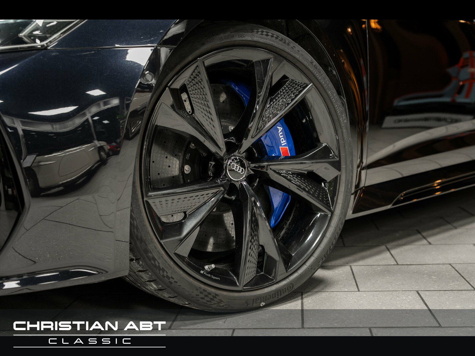 Fahrzeugabbildung Audi RS 6 Avant 4.0 TFSI quattro B&O Keramik Pano