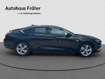 Fotografie 4 des Opel Insignia B Kamera Parkpilot Sitzheizung