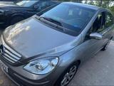 Mercedes-Benz B200 - Mercedes-Benz 200 in Frankfurt (Main)