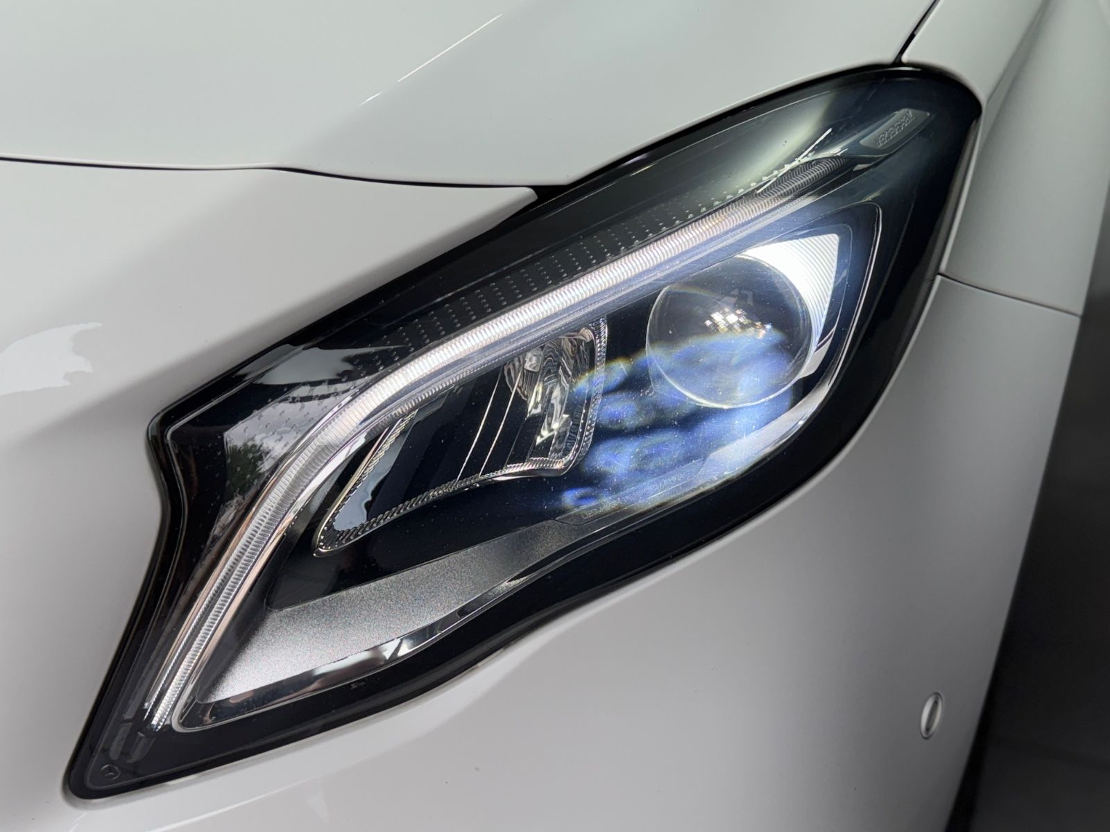 Fahrzeugabbildung Mercedes-Benz GLA 200|7G-AUTOMATIK|NAVI|LED|KAMERA|AHK|AMG-LIN