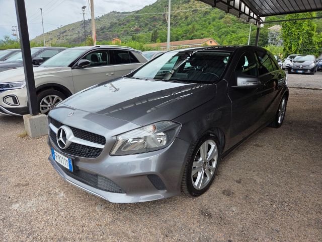 MERCEDES-BENZ Mercedes-benz A 200 d Automatic 4Matic Premium